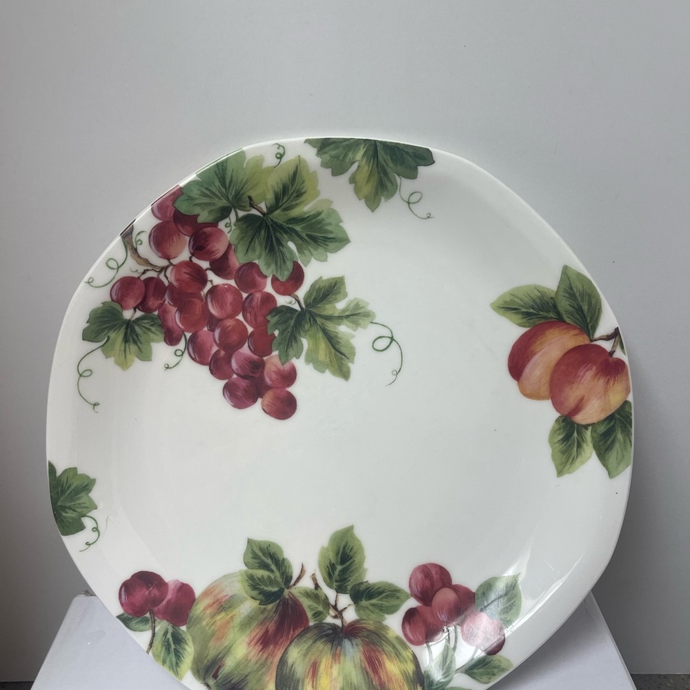 Royal Doulton Fruit Motif Dinner Plate